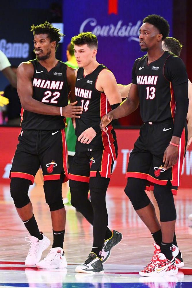 利物浦vs 利物浦vs